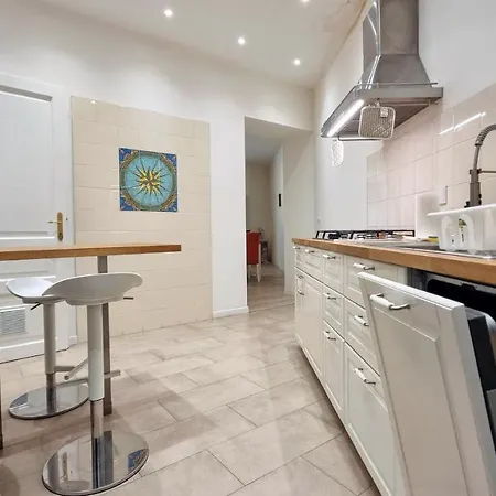 La Casa Dei Leoni Apartment *